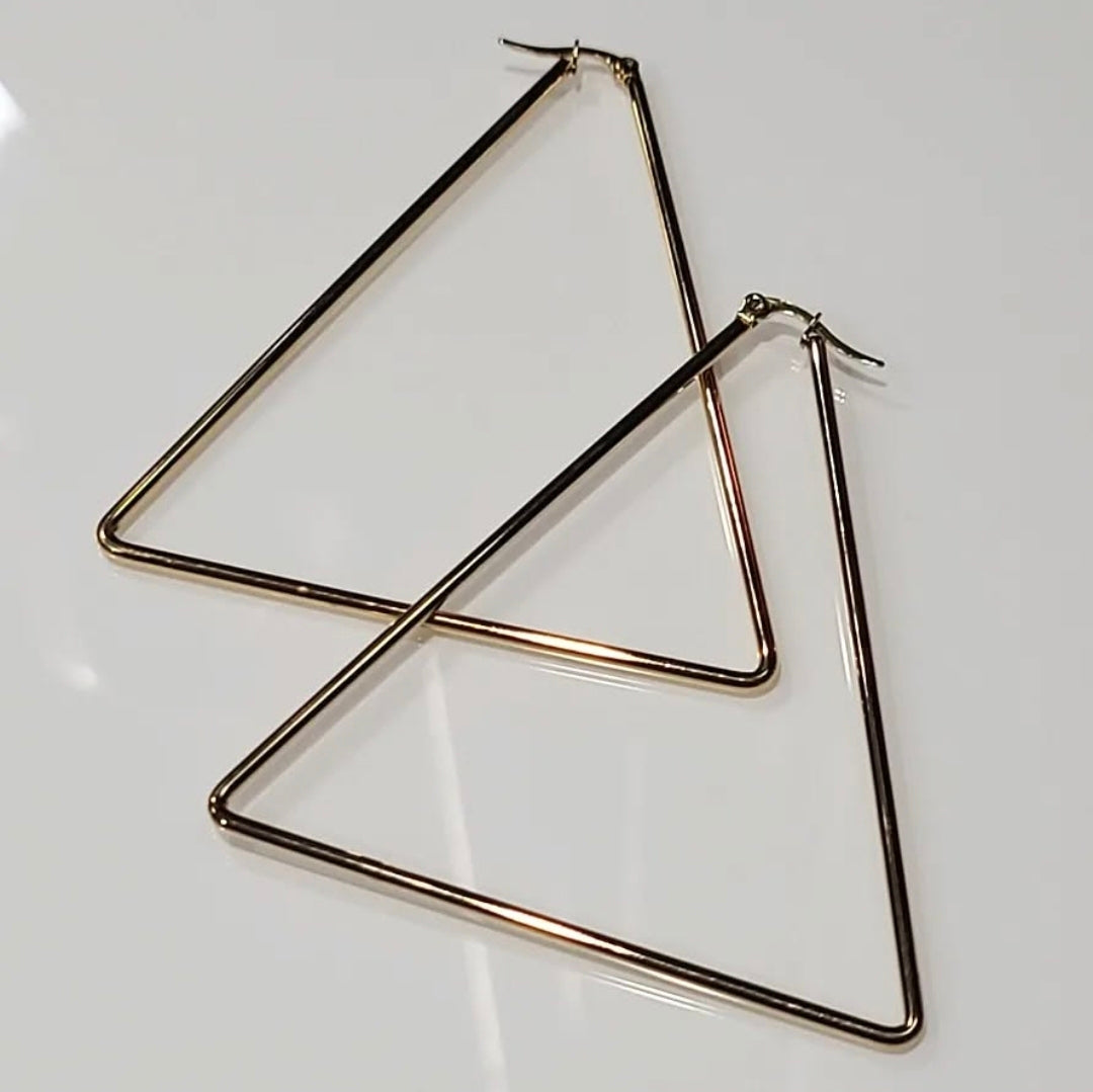 Triangle Hoops